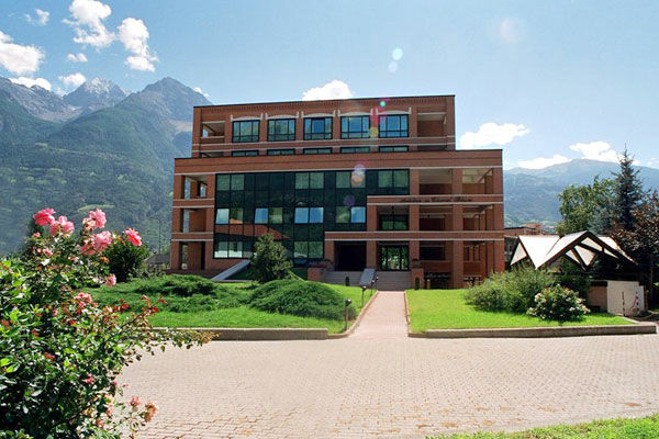Du Cheval Blanc 4*